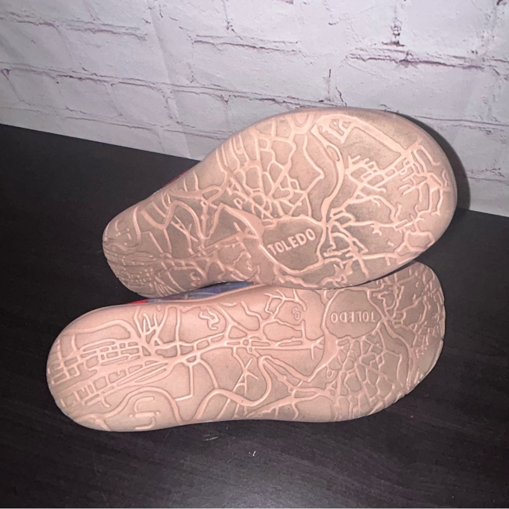 UIN COLOR BRUSH TOLEDO slip ons women’s size 7.5 - Picture 7 of 8